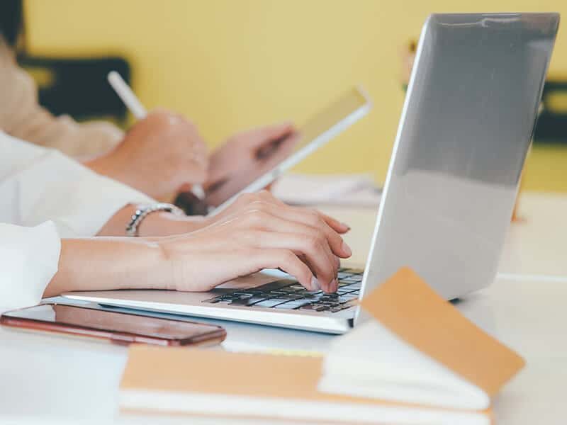 Why Should You Outsource Your Social Media?​